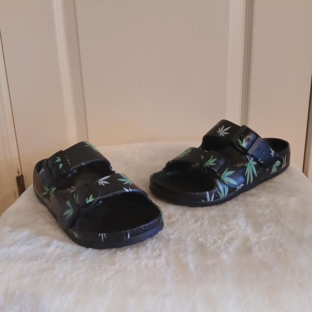 Adjustable double-buckle strap sandals similar to AZ Birks "Maple Leaf" print 36
